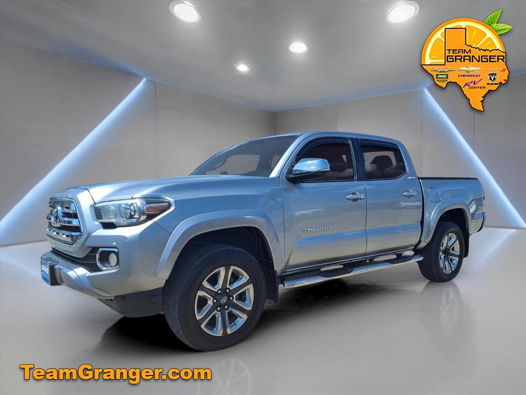 2017 Toyota Tacoma Limited V6 photo 2