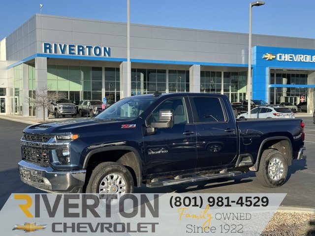 2023 Chevrolet Silverado 3500HD LT's photo