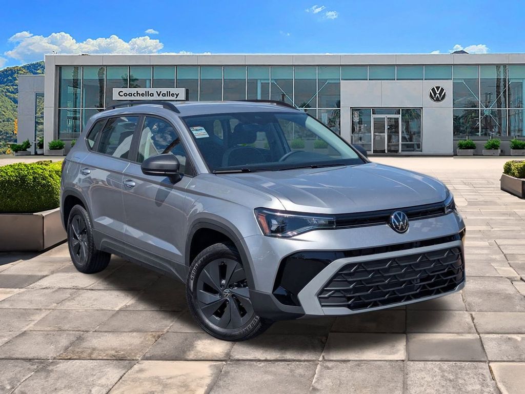 2025 Volkswagen Taos S's photo
