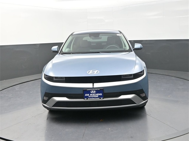 2026 Hyundai Ioniq 5 SEL photo 3