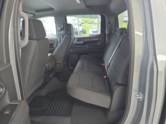 2023 Chevrolet Silverado 1500 LT photo 9