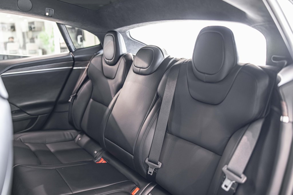 2021 TESLA MODEL S - Image 26