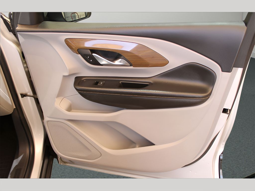 2020 Gmc Terrain SLE photo 32