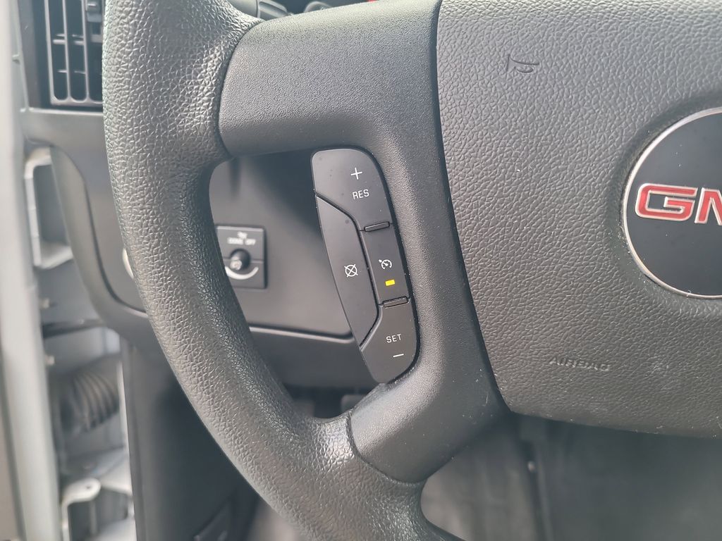 2023 Gmc Savana Cargo 2500 photo 14