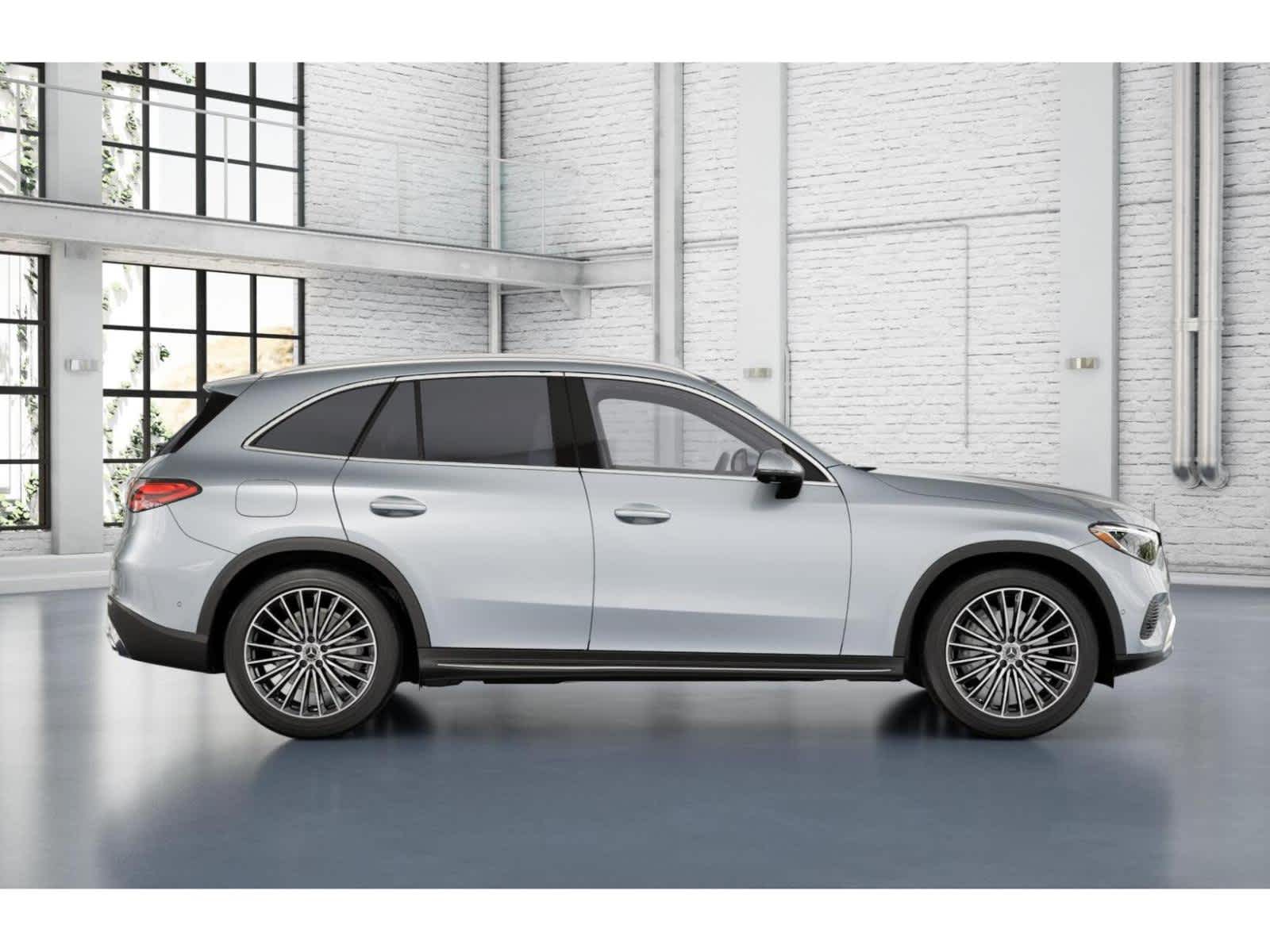 2025 Mercedes Benz GLC 300 photo 2