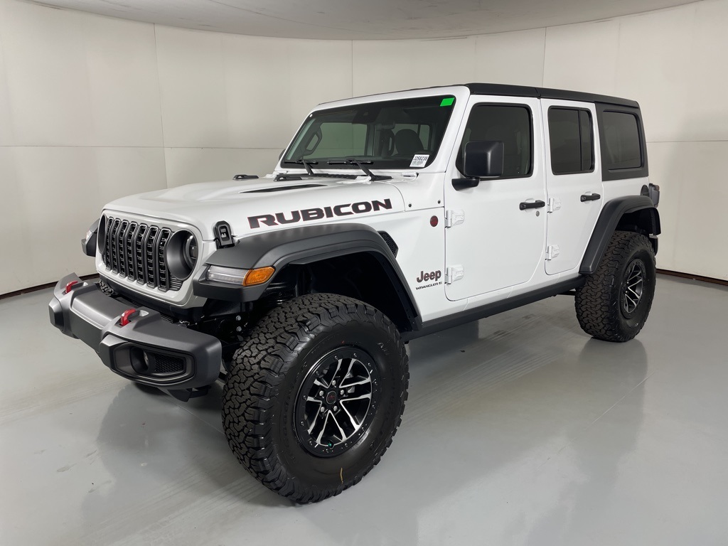 2025 Jeep Wrangler Rubicon photo 3