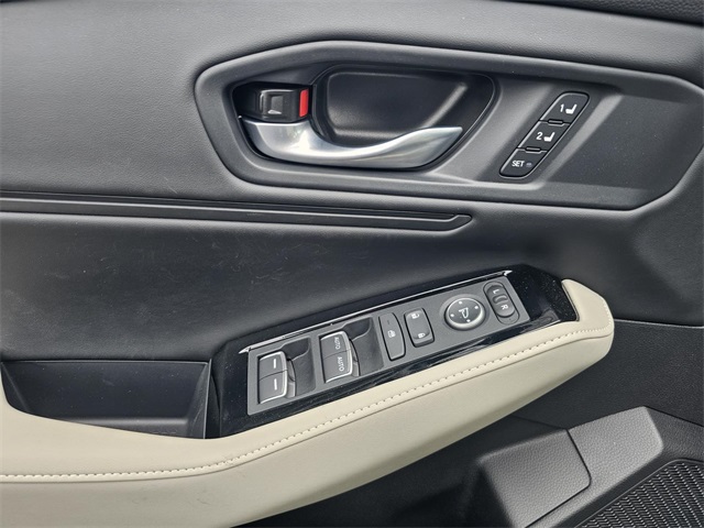 2025 Honda Accord Hybrid Touring photo 13