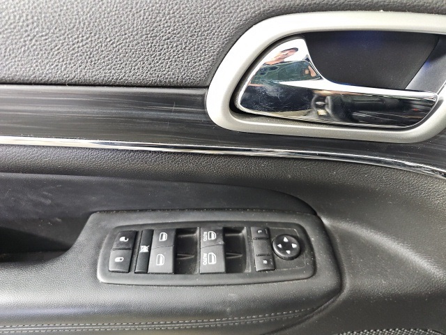 2021 Jeep Grand Cherokee Limited photo 11