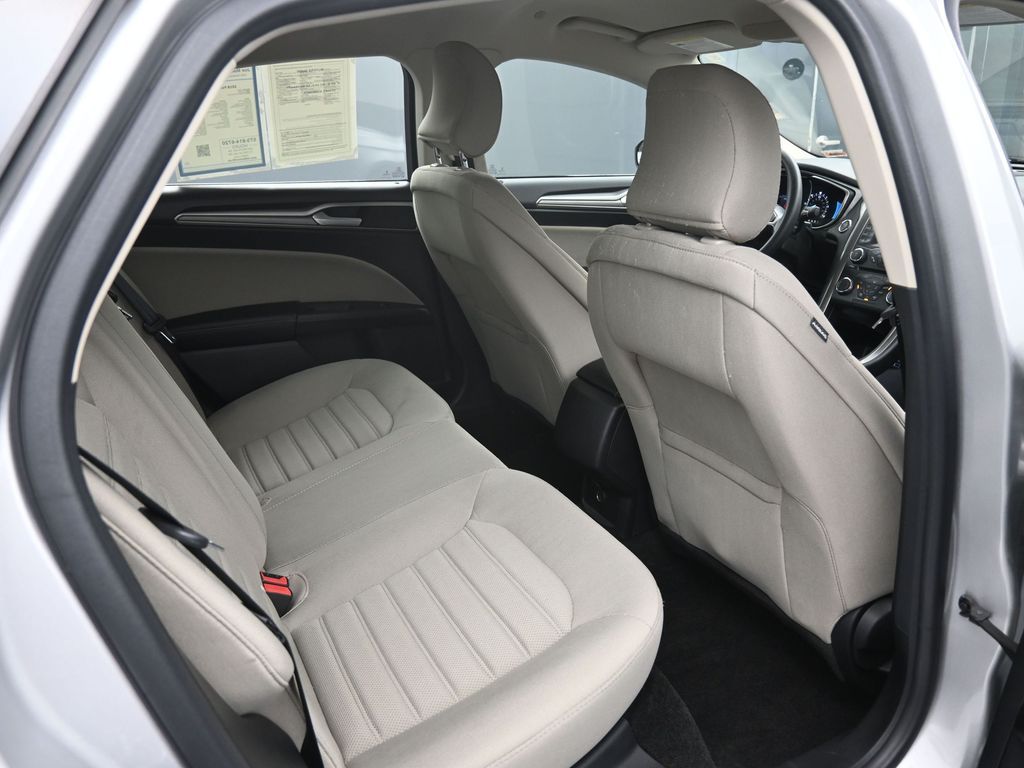 2018 Ford Fusion Hybrid S photo 41