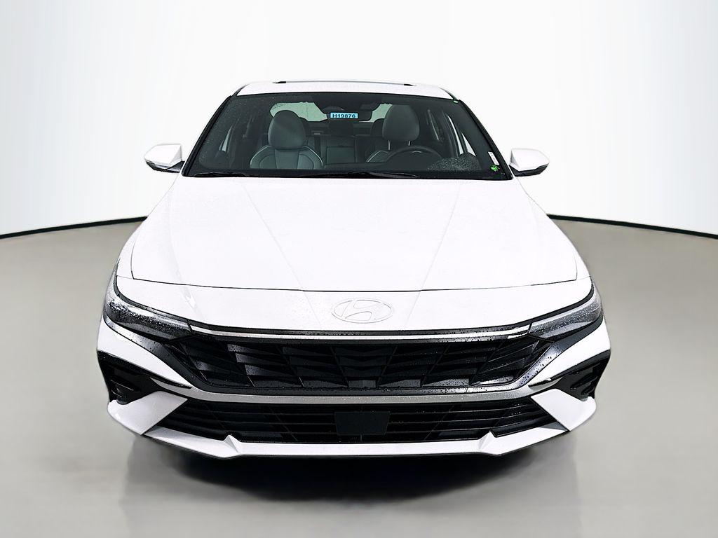 2025 Hyundai Elantra Hybrid Limited photo 2