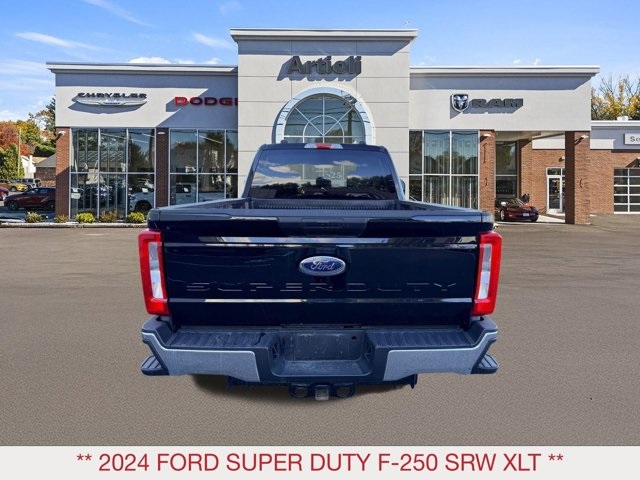 2024 Ford F-250 photo 4