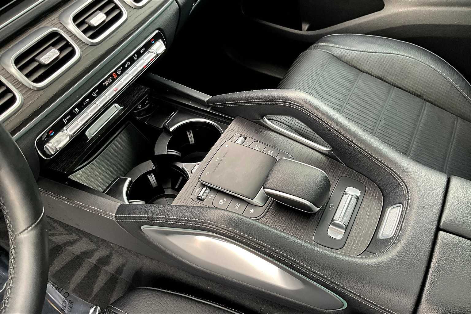 2022 Mercedes Benz GLS 450 4MATIC photo 14