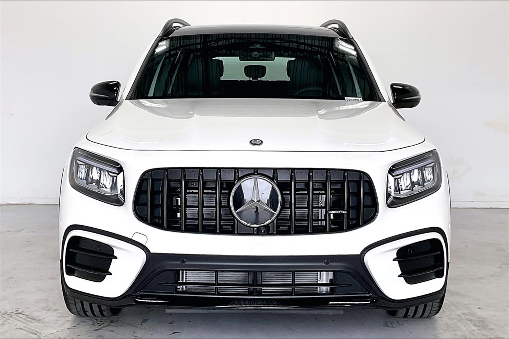 2026 Mercedes Benz GLB AMG 35 4MATIC photo 3