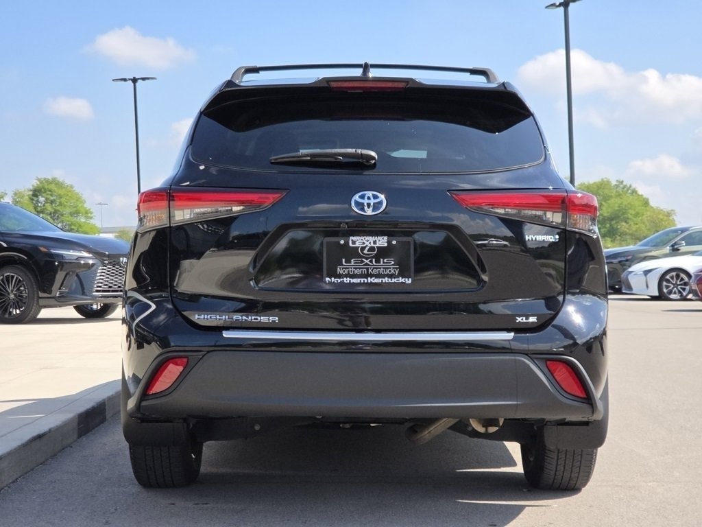 2020 Toyota Highlander Hybrid XLE photo 21