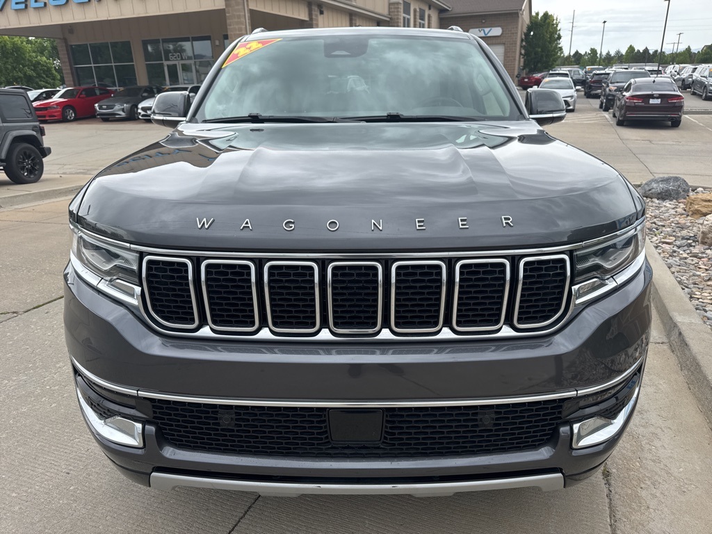 2022 Jeep Wagoneer Series II photo 2