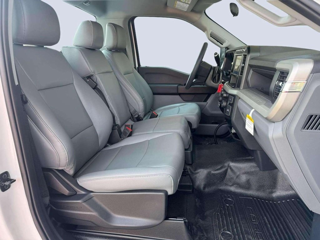 2024 Ford F-250 XL photo 13