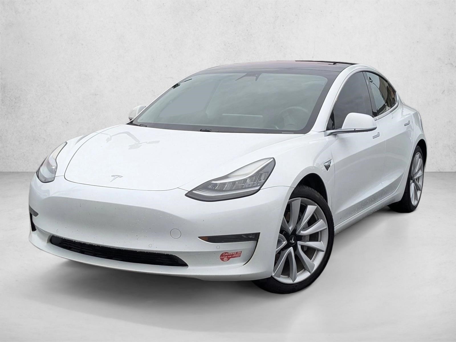 2018 Tesla Model 3 Long Range's photo