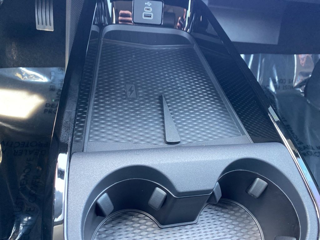 2025 Ford Mustang Mach-E Select photo 23