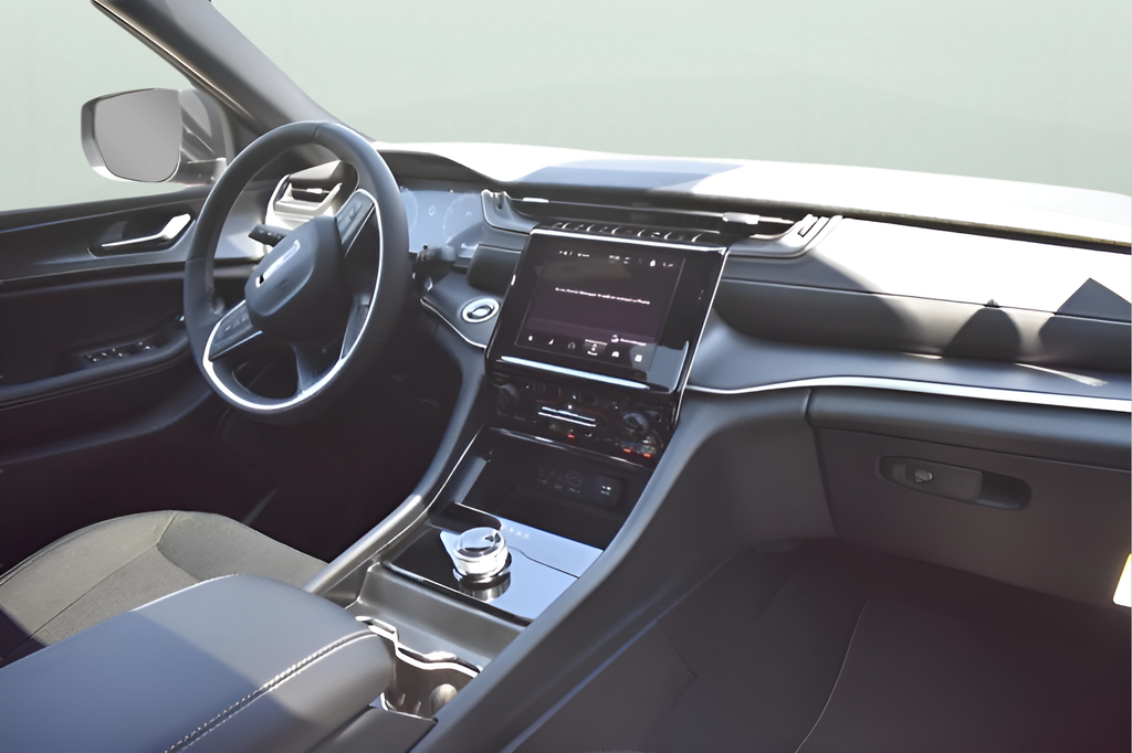 2025 Jeep Grand Cherokee Laredo photo 19