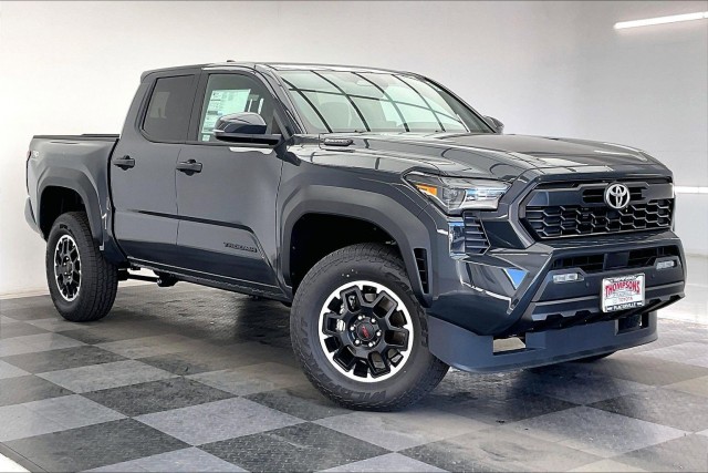 2025 Toyota Tacoma TRD Off Road's photo