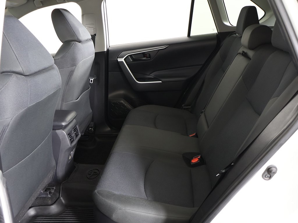 2024 Toyota RAV4 Hybrid LE photo 25