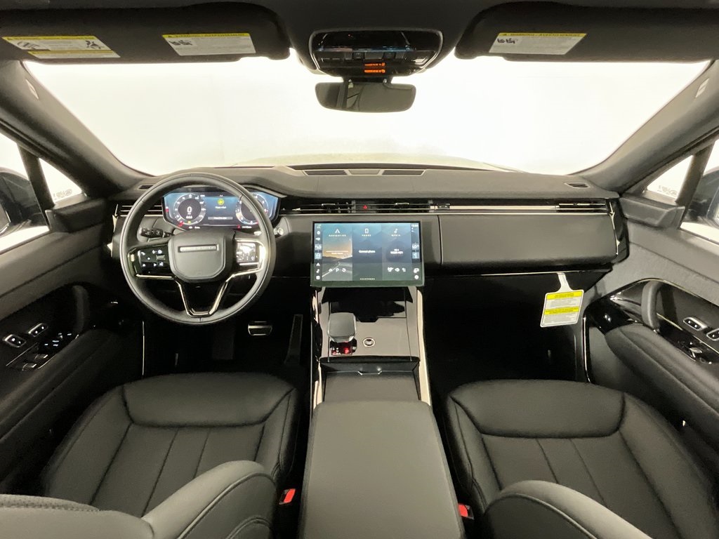 2025 Land Rover Range Rover Sport P400 Dynamic SE photo 4