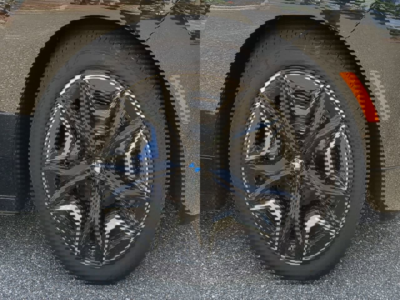 2025 Bmw iX photo 11