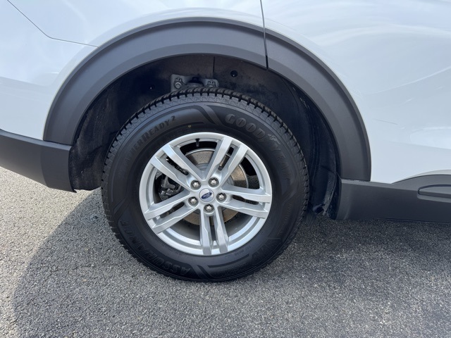 2023 Ford Explorer Base photo 12