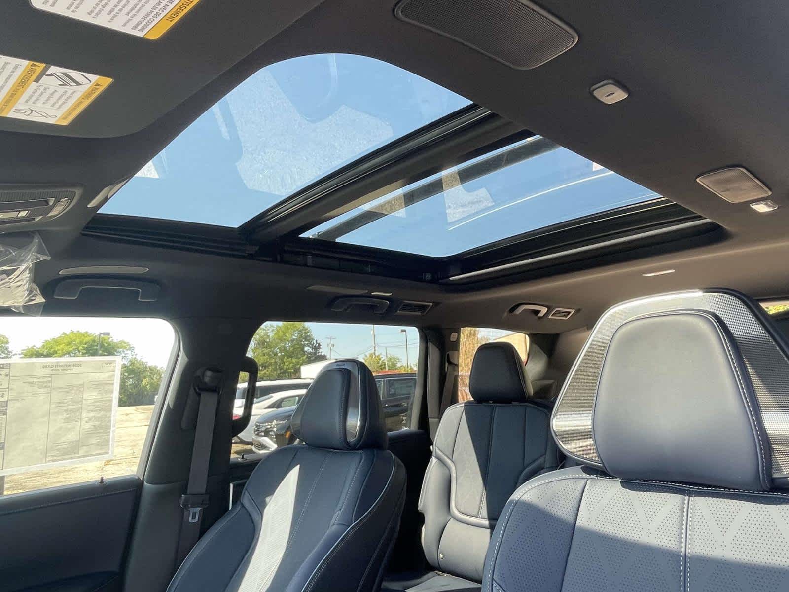 2026 Infiniti QX80 Sensory photo 12