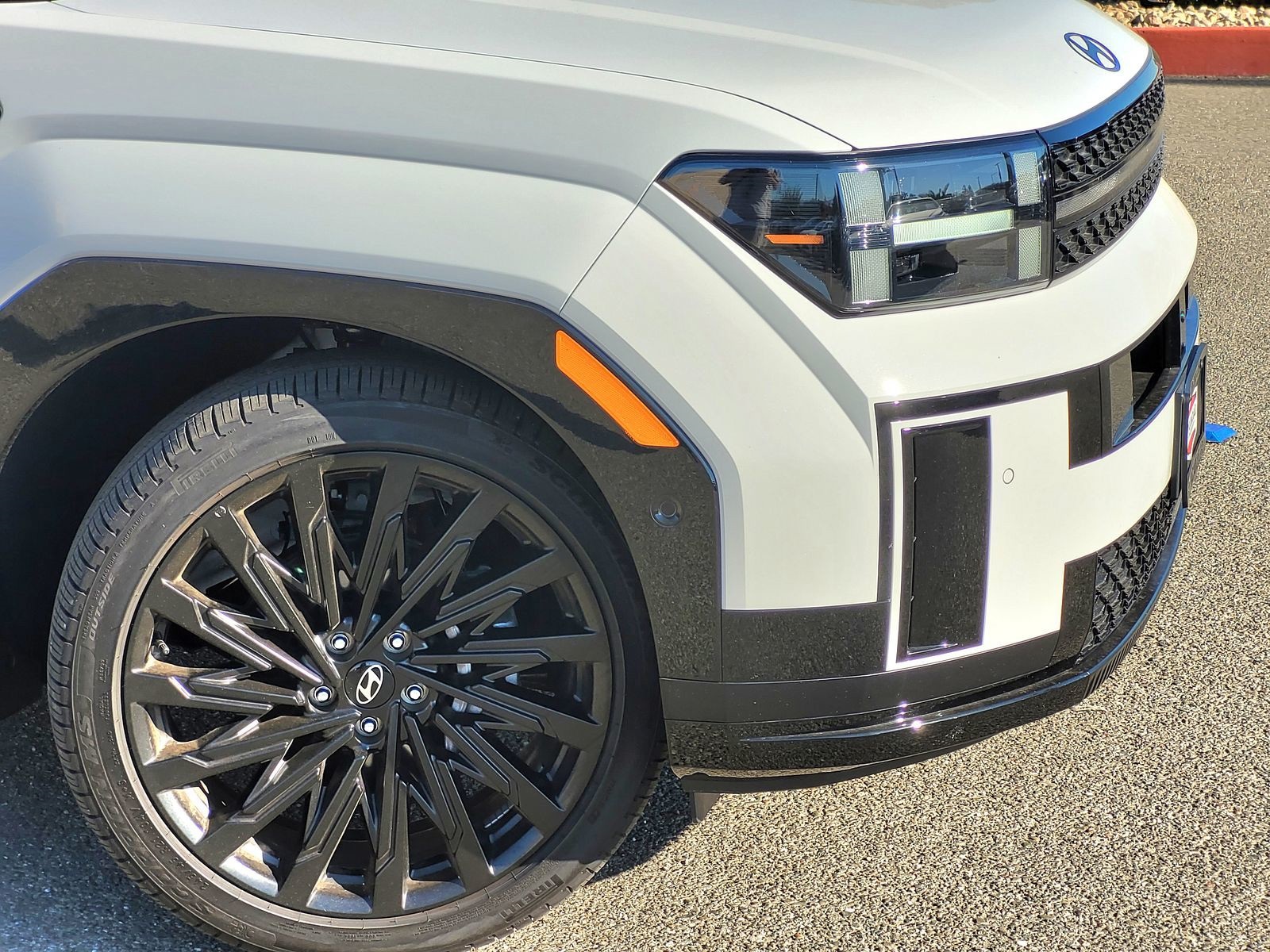 2025 Hyundai Santa Fe Calligraphy photo 3