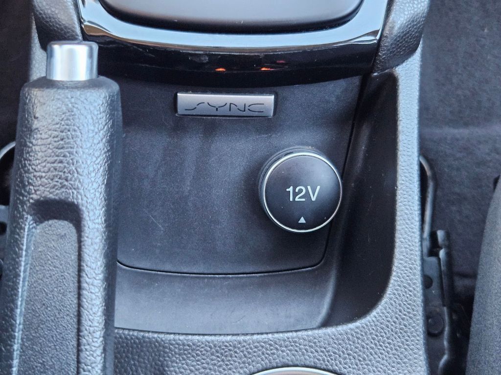 2019 Ford Fiesta SE photo 22