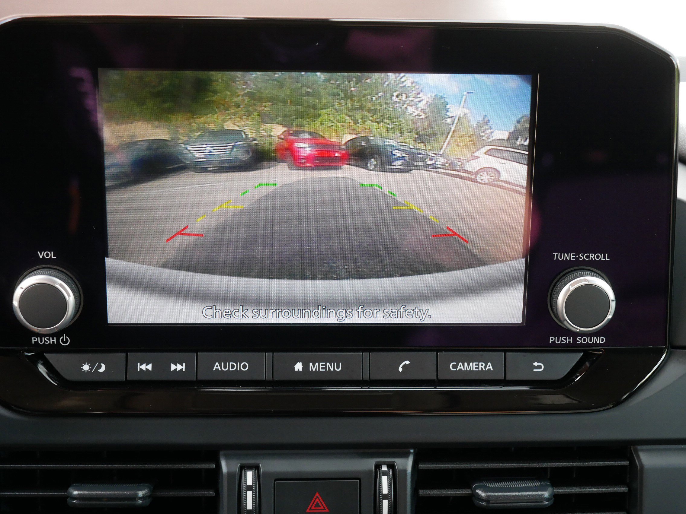 2024 Nissan Pathfinder S photo 22