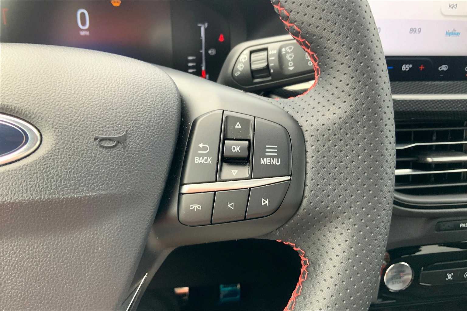 2024 Ford Escape ST-Line photo 22