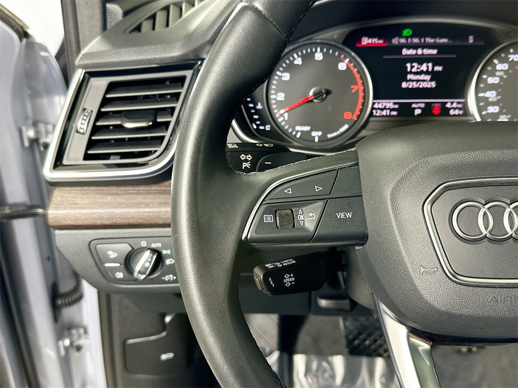 2022 Audi Q5 45 S line Premium photo 14