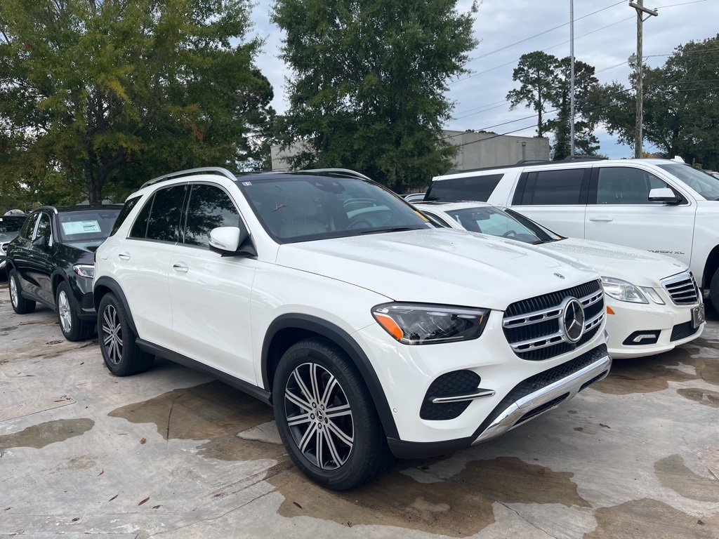 2025 Mercedes Benz GLE 450 4MATIC photo 4