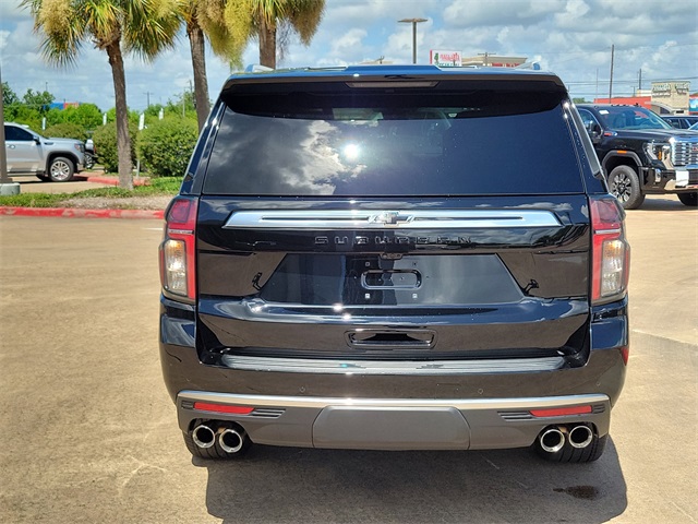 2024 Chevrolet Suburban High Country photo 6