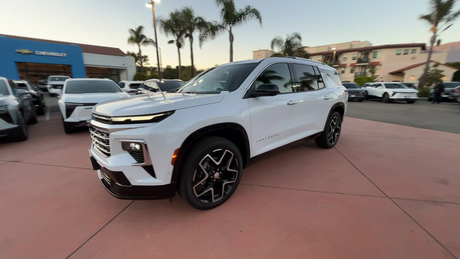 2026 Chevrolet Traverse High Country photo 4