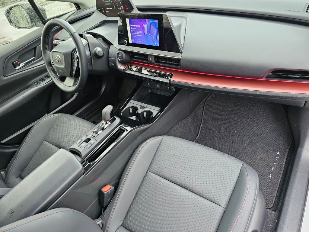 2023 Toyota Prius Prime XSE photo 14