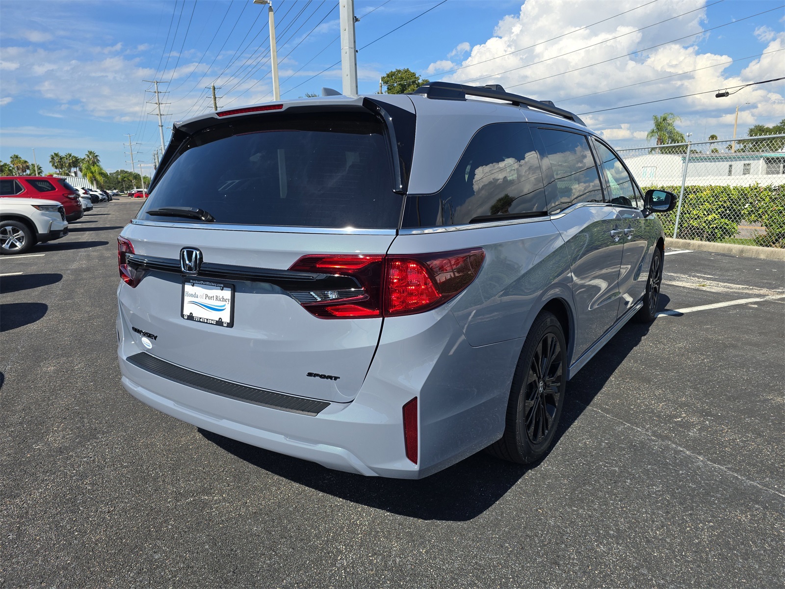 2026 Honda Odyssey photo 3