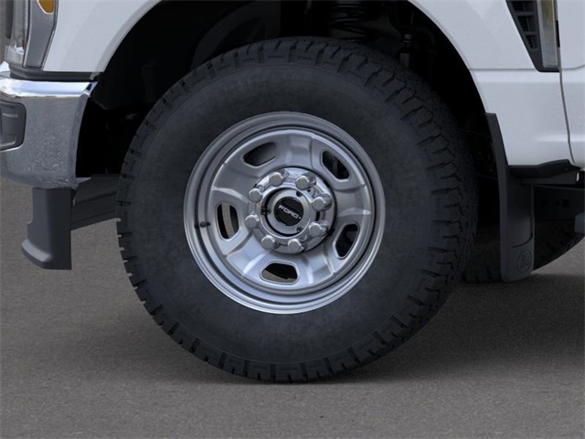 2025 Ford F-350 photo 18