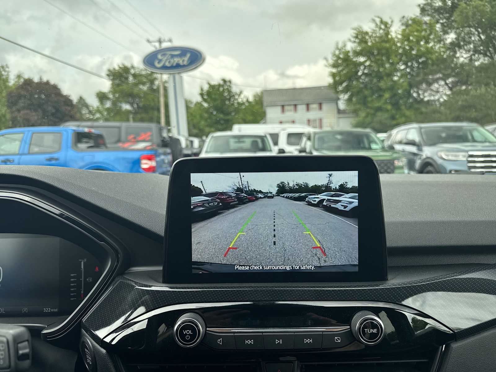 2024 Ford Escape ST-Line photo 28
