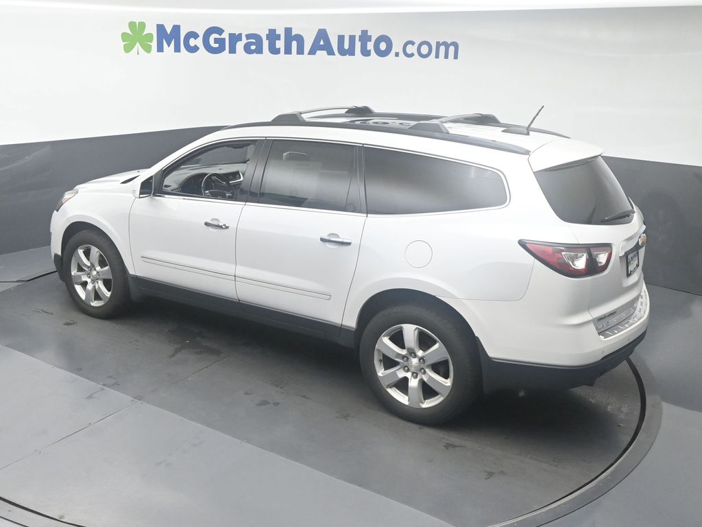 2017 Chevrolet Traverse Premier photo 16