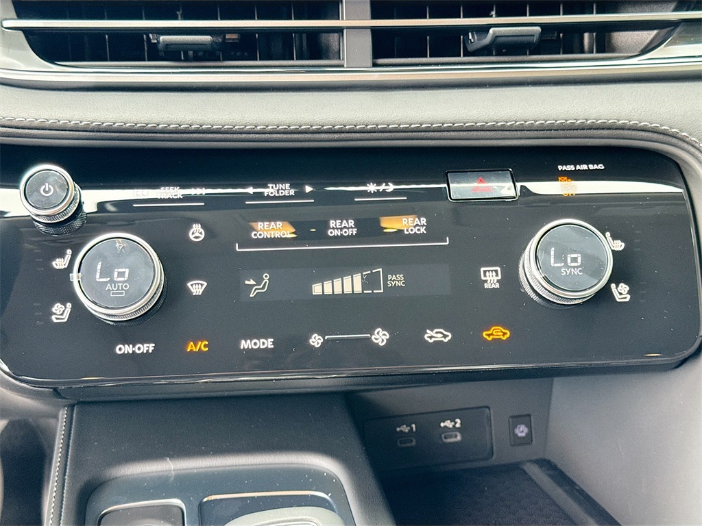 2026 Infiniti QX60 Luxe photo 16