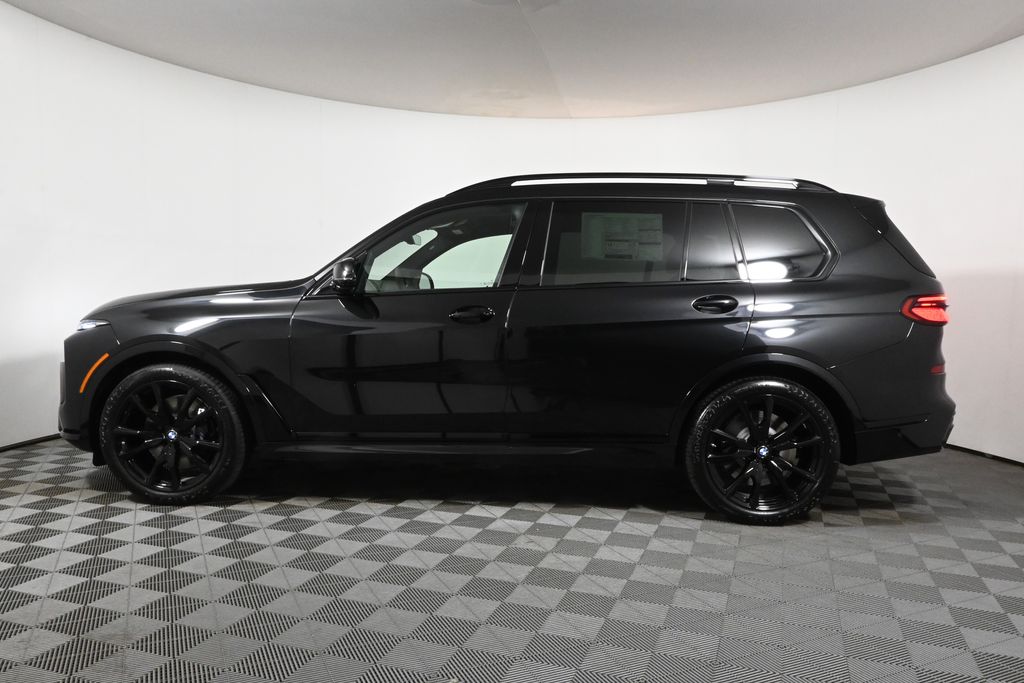 2026 Bmw X7 M60i photo 2