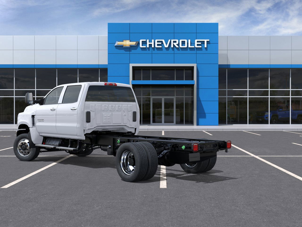 2025 Chevrolet Silverado 5500HD Work Truck photo 2