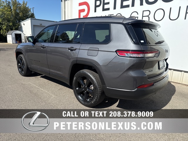 2023 Jeep Grand Cherokee Altitude photo 5