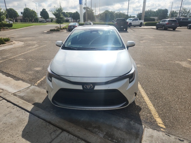 Used 2024 Toyota Corolla XLE with VIN JTDBCMFE3R3029420 for sale in Northfield, Minnesota
