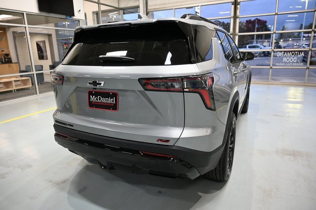 2026 Chevrolet Equinox RS photo 4