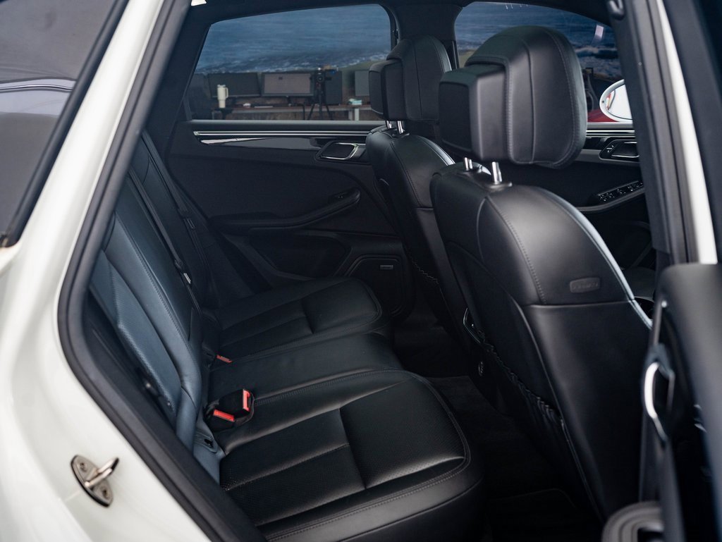 2018 Porsche Macan photo 33