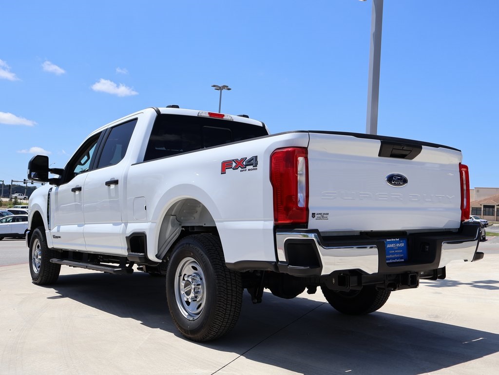 2025 Ford F-250 XL photo 3